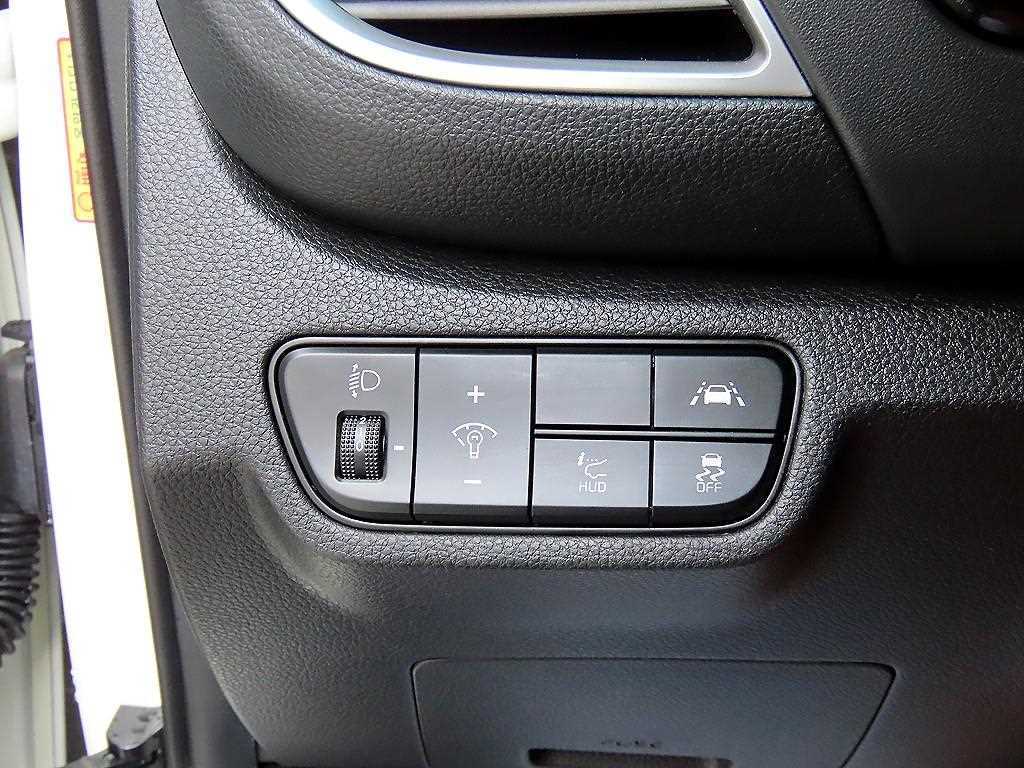 KIA Seltos 2023 Blanco - Importación desde Corea - HF Imports Iquique - Foto 13