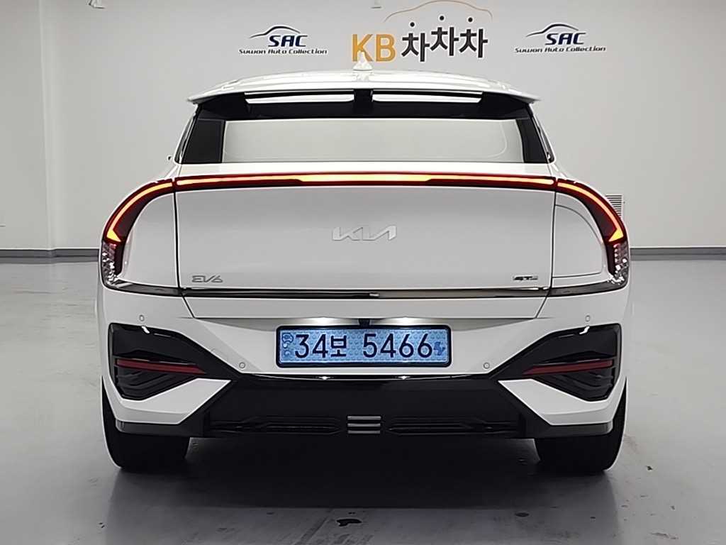 KIA EV6 - Vista 3