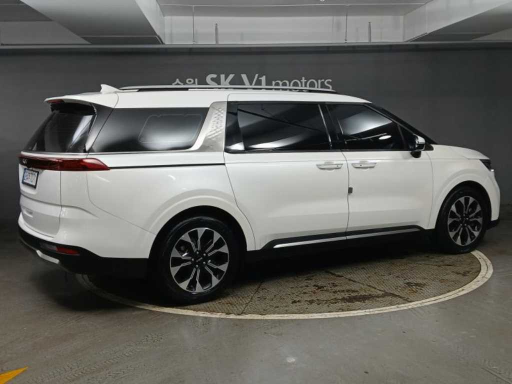 KIA Carnival - Vista 4