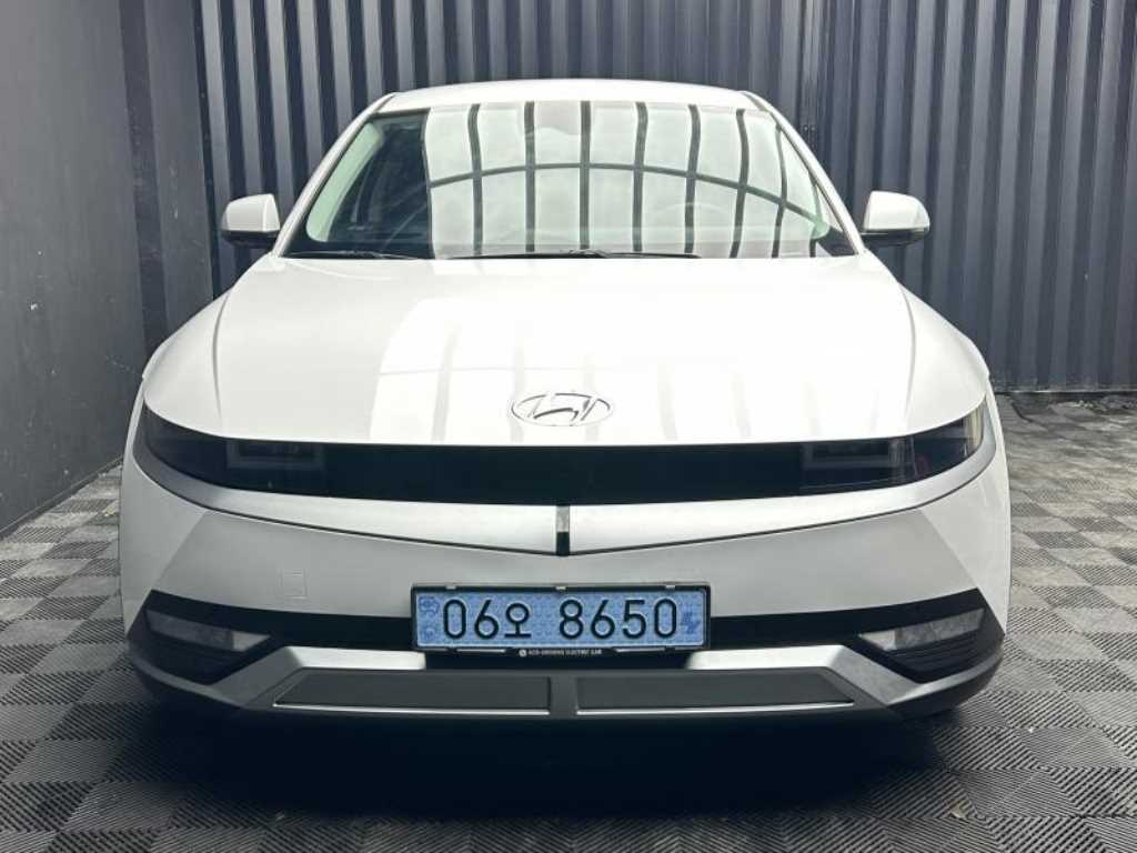 HYUNDAI Ioniq 5 - Vista 4