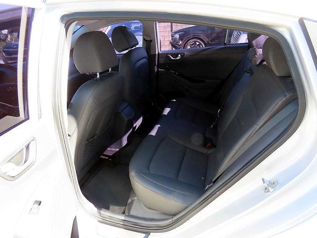 HYUNDAI Ioniq - Vista 6