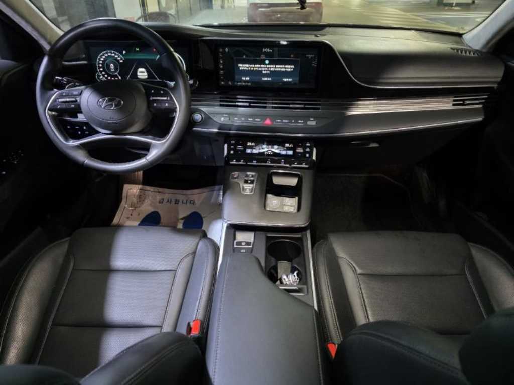 HYUNDAI Grandeur - Vista 6