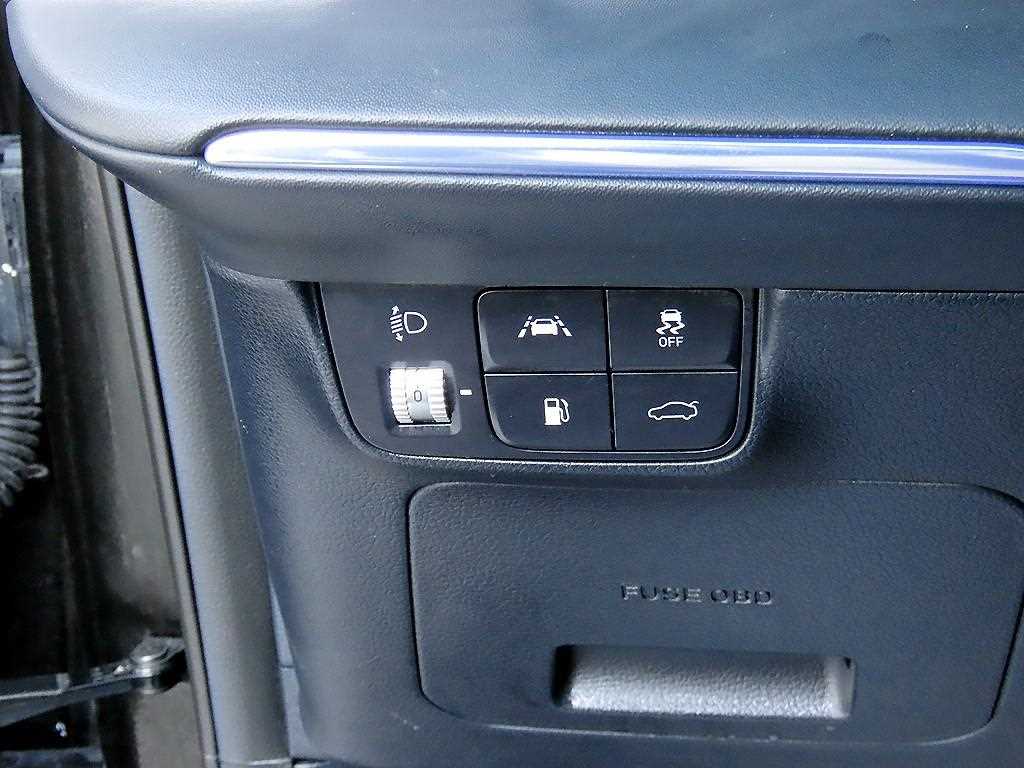 HYUNDAI Grandeur - Vista 12