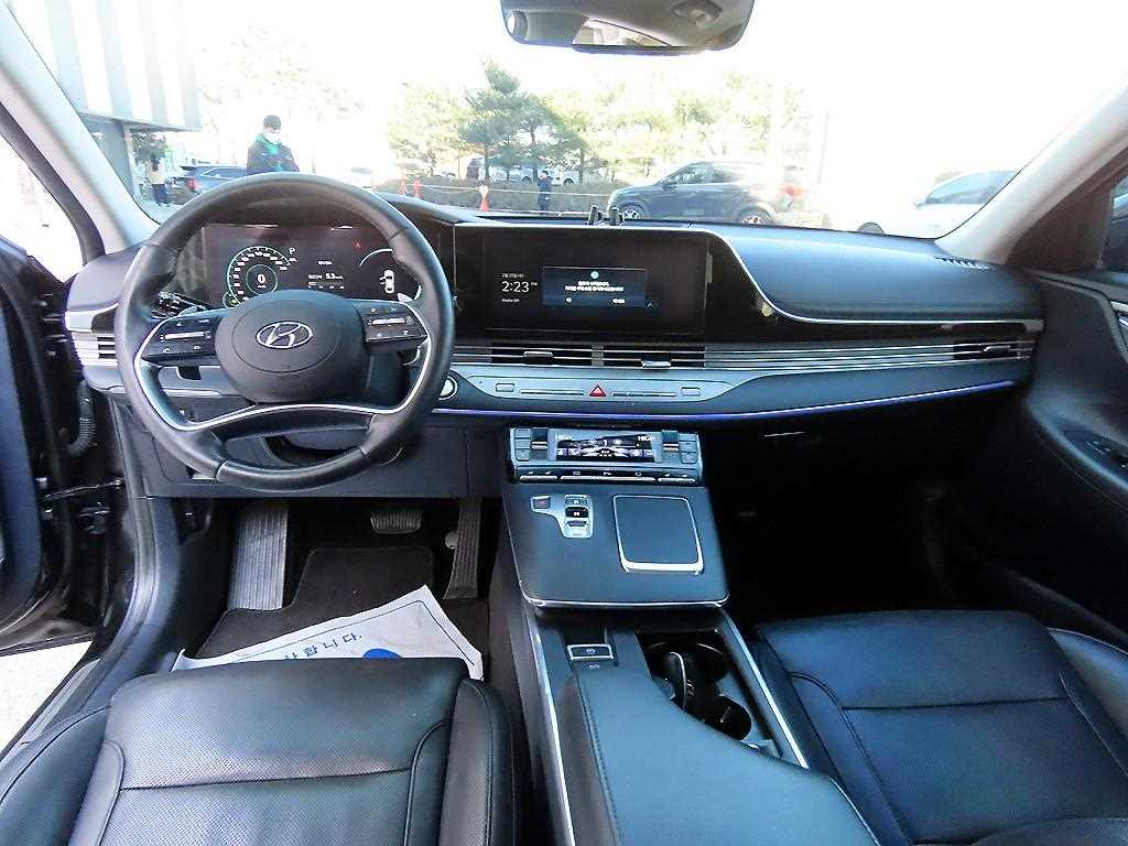 HYUNDAI Grandeur - Vista 7