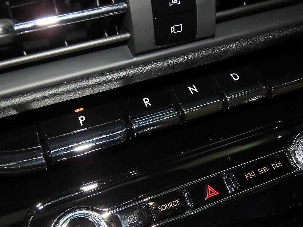 Lincoln Corsair - Vista 12