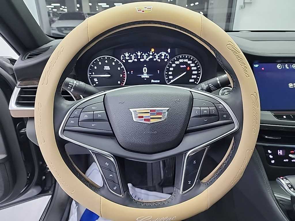 Cadillac CT6 - Vista 9