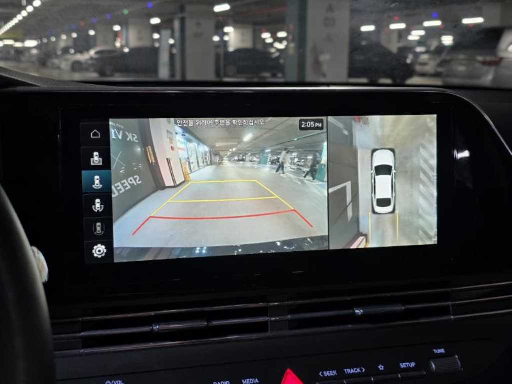 HYUNDAI Grandeur - Vista 11