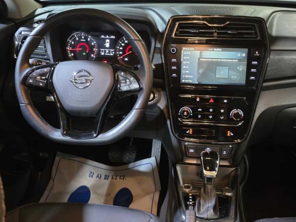 Ssangyong Tivoli - Vista 10