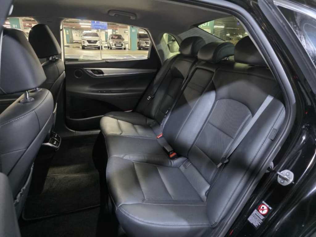 HYUNDAI Grandeur 2023 Negro - Importación desde Corea - HF Imports Iquique - Foto 18