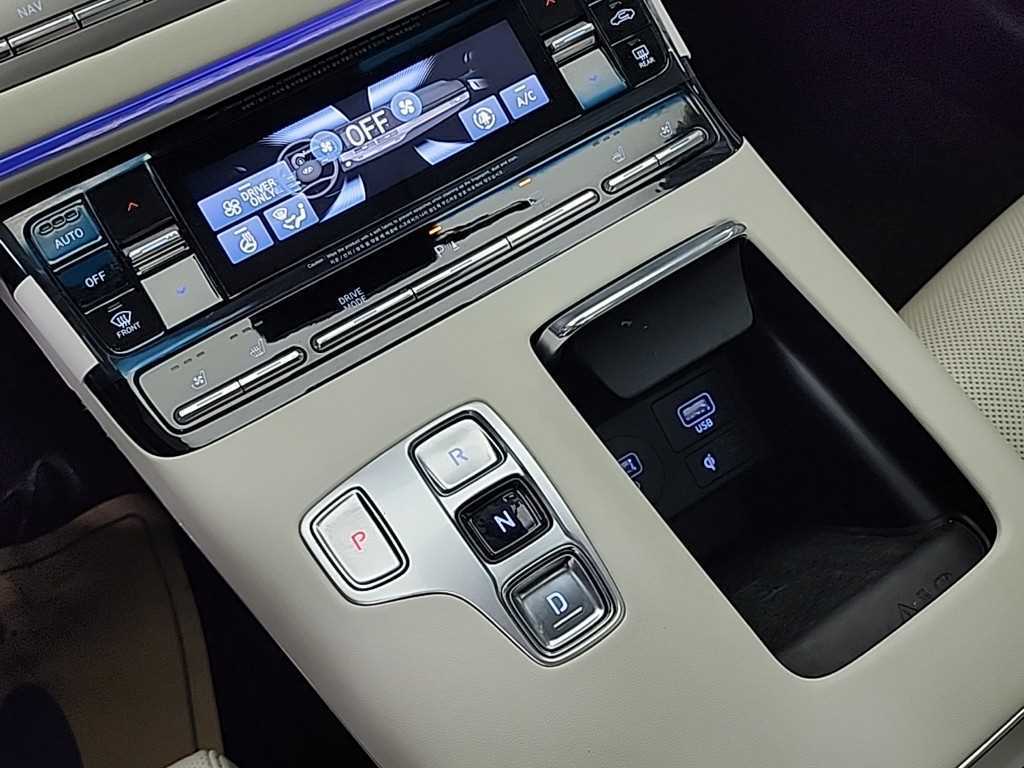 HYUNDAI Grandeur - Vista 8