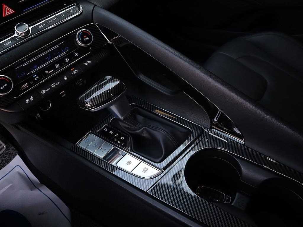 HYUNDAI Avante - Vista 12