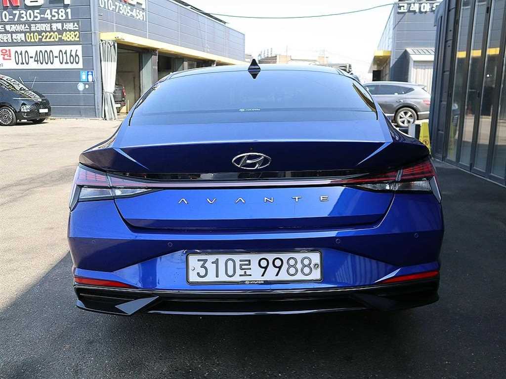 HYUNDAI Avante - Vista 4