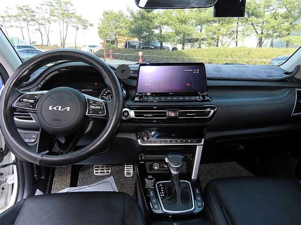 KIA Seltos - Vista 7