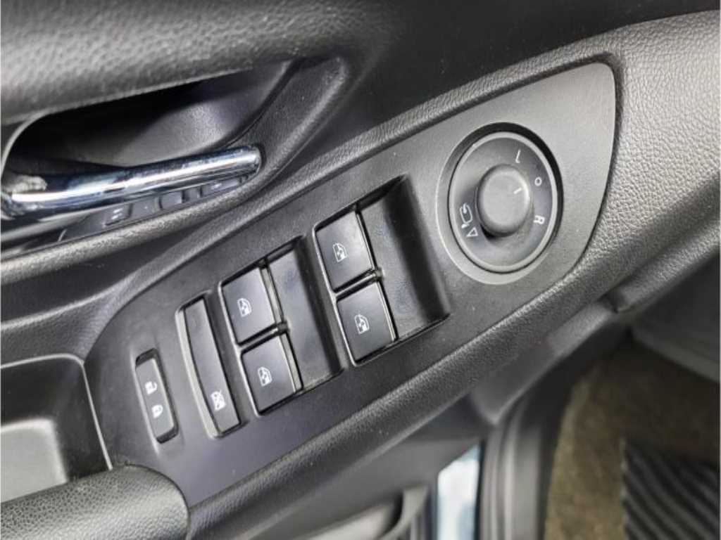 Chevrolet Trax - Vista 7