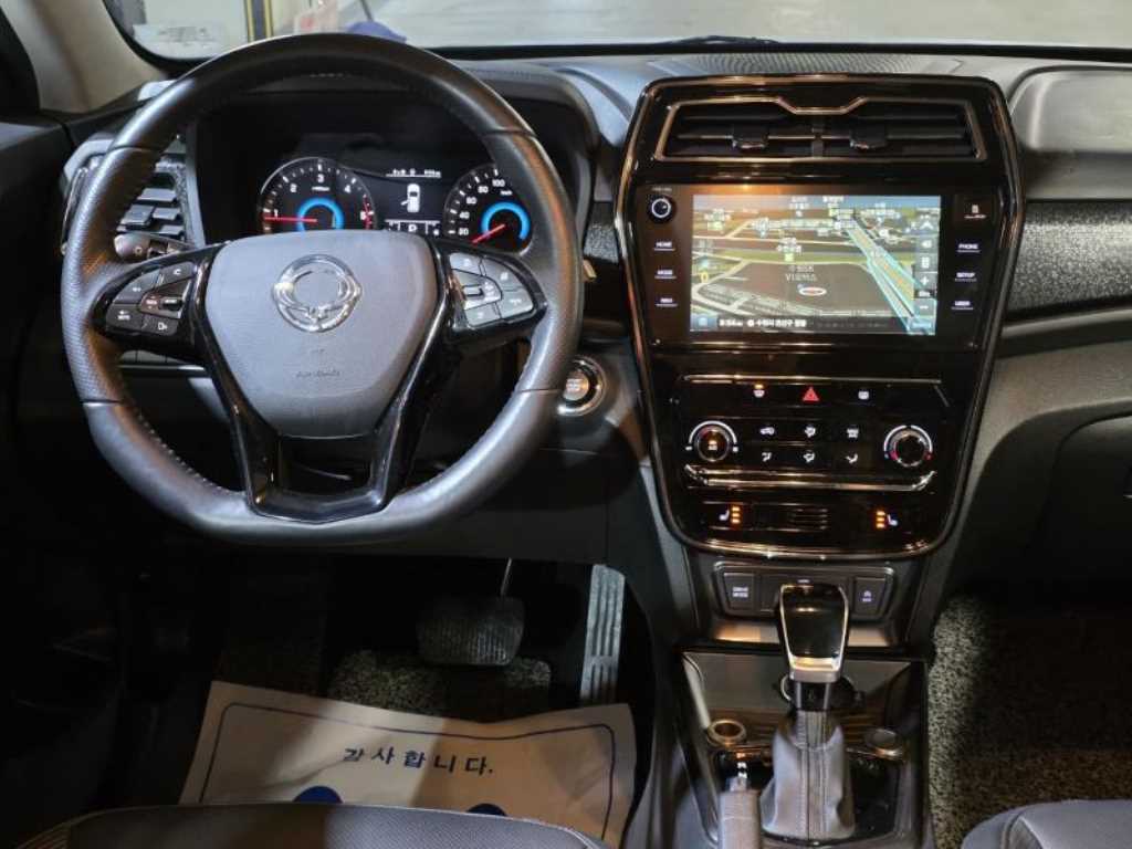 Ssangyong Tivoli - Vista 10