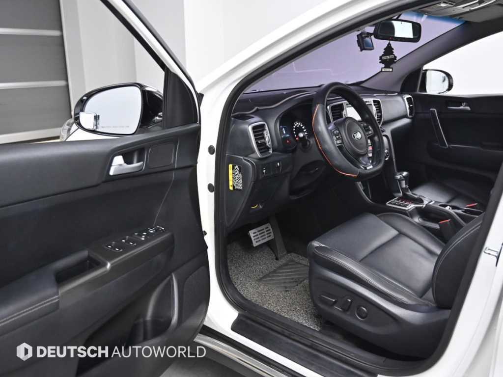 KIA Sportage - Vista 11