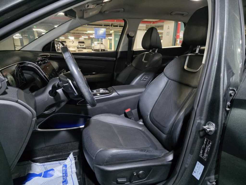 HYUNDAI Tucson - Vista 8