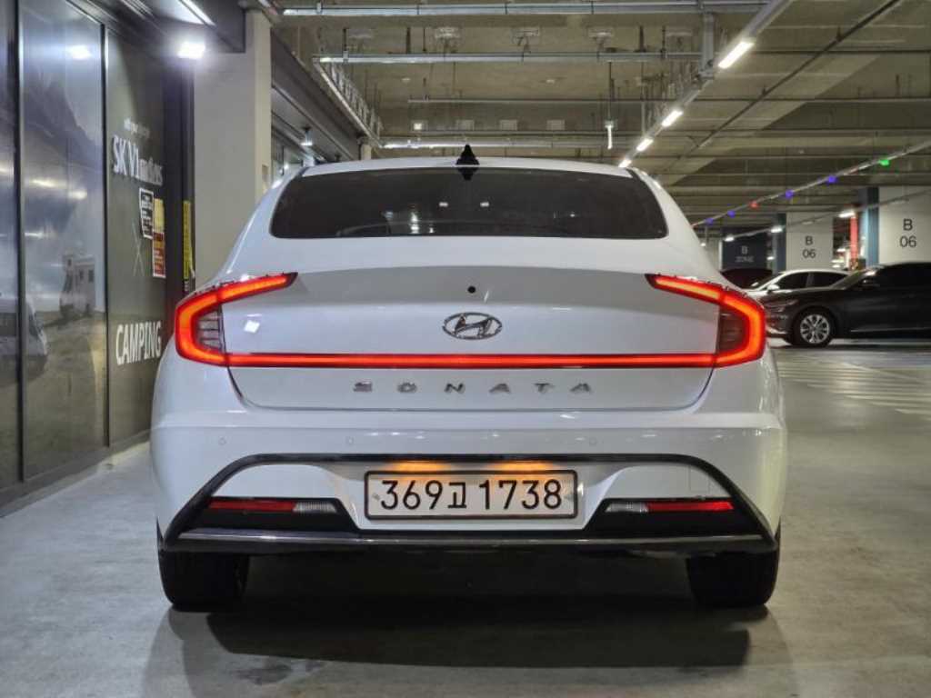 HYUNDAI Sonata - Vista 5