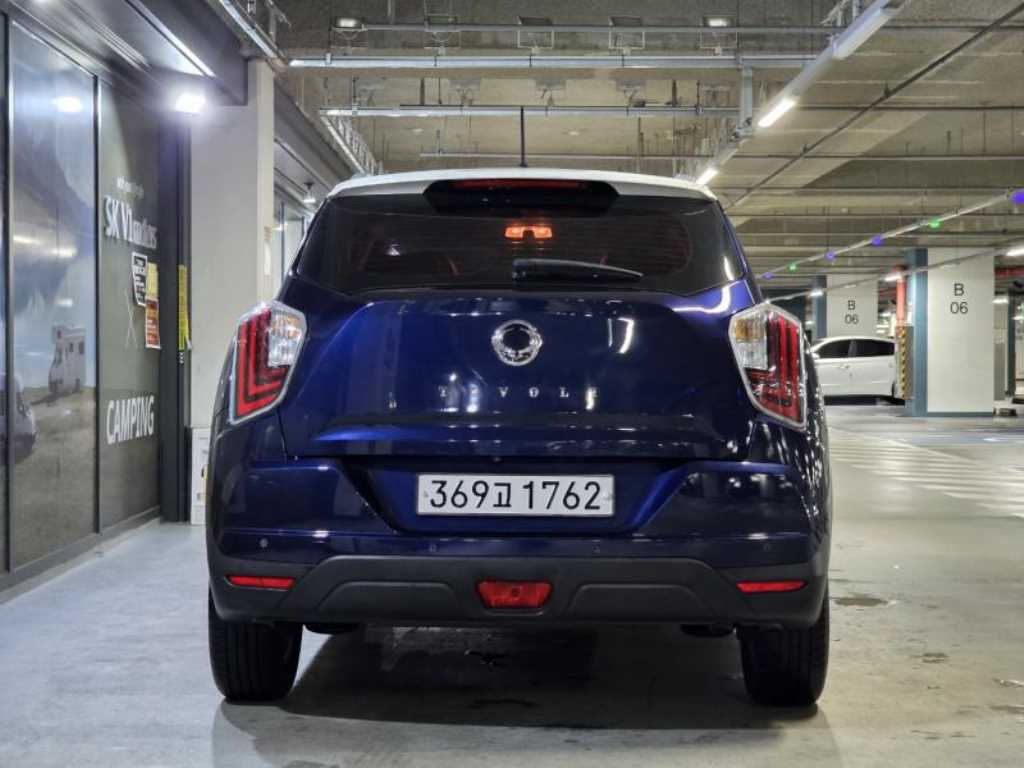 Ssangyong Tivoli - Vista 5