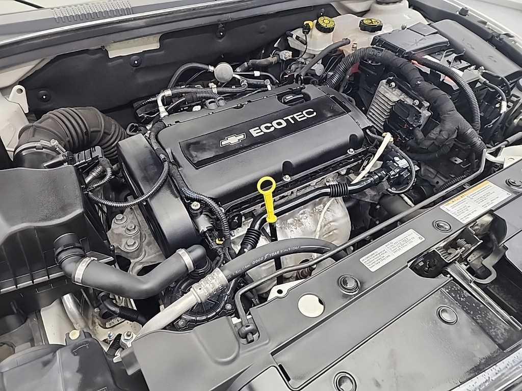 Chevrolet Cruise - Vista 5