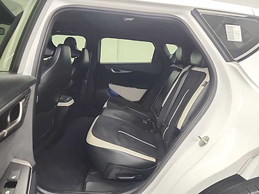 KIA EV6 - Vista 12