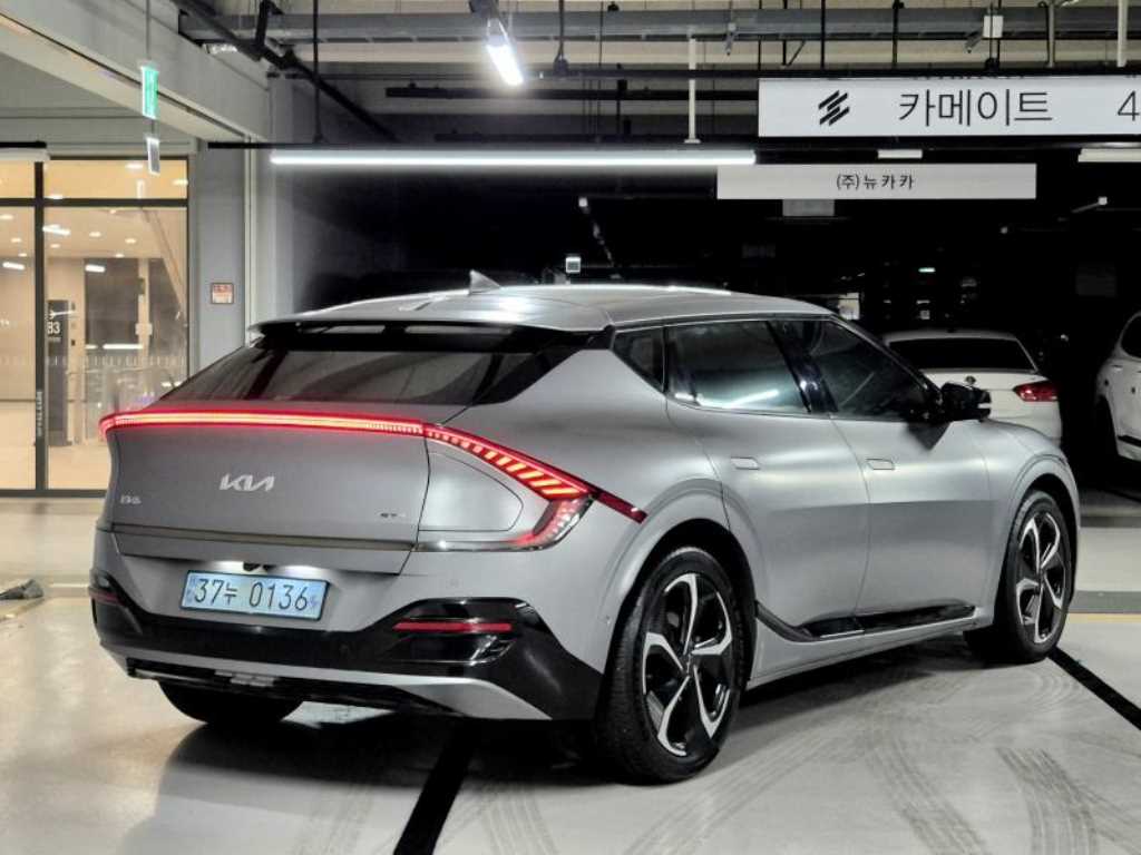 KIA EV6 - Vista 2