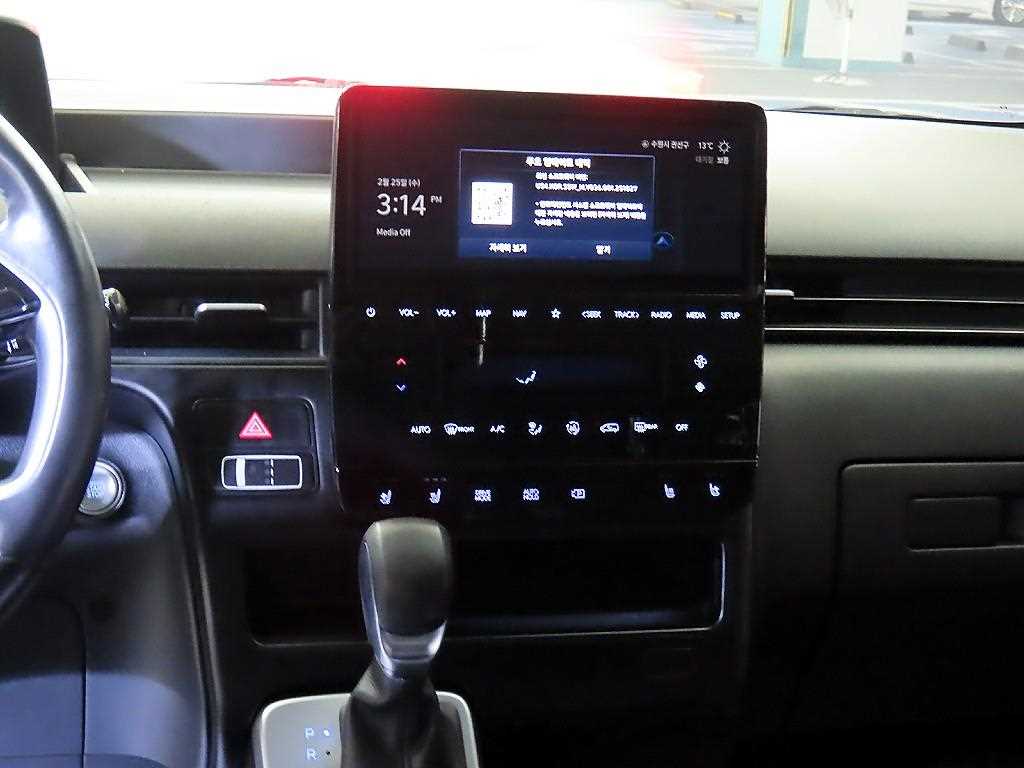 HYUNDAI Staria - Vista 11