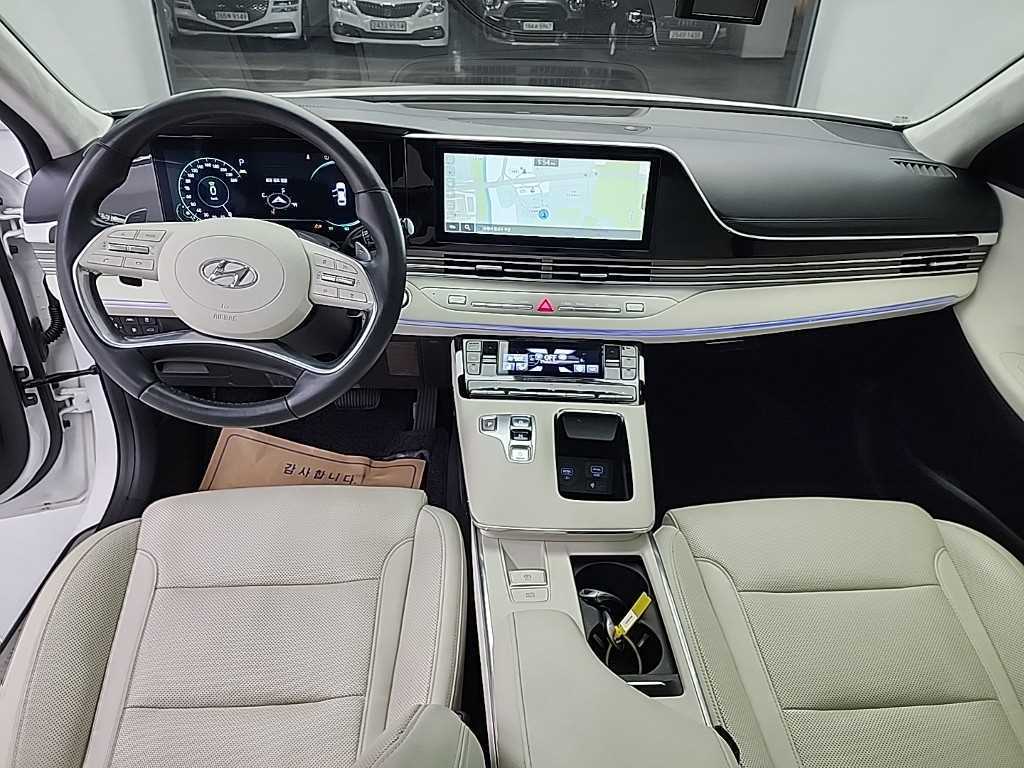 HYUNDAI Grandeur - Vista 7
