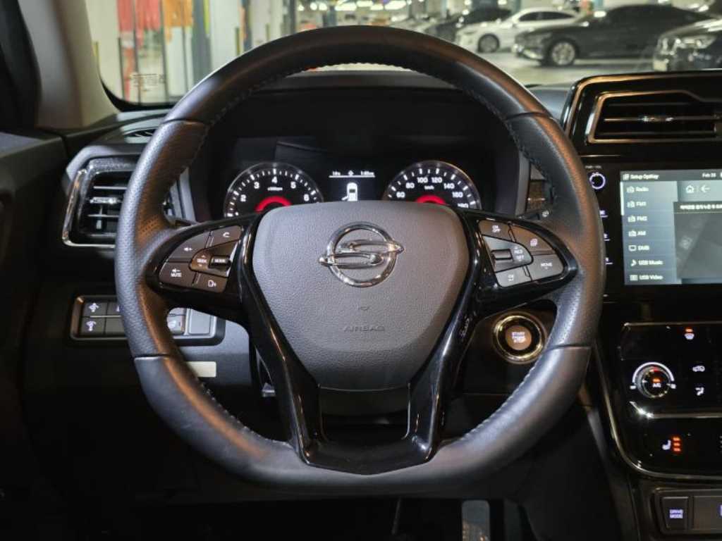 Ssangyong Tivoli - Vista 11