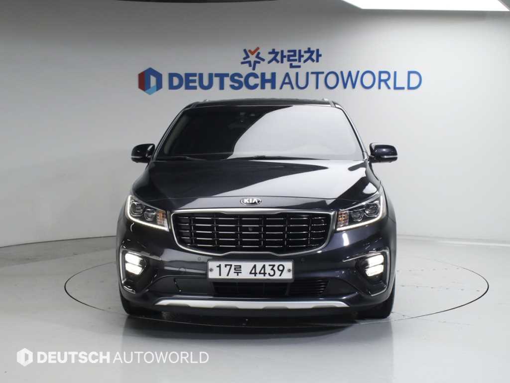 KIA Carnival - Vista 3