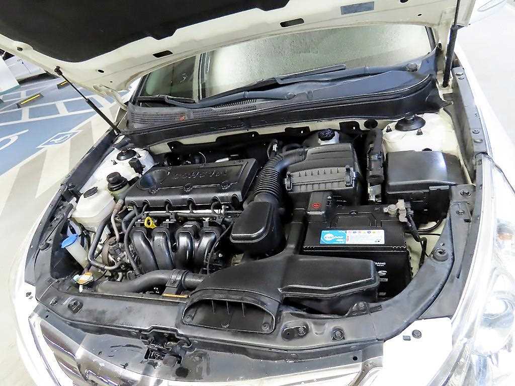 HYUNDAI Sonata 2010 Blanco - Importación desde Corea - HF Imports Iquique - Foto 19