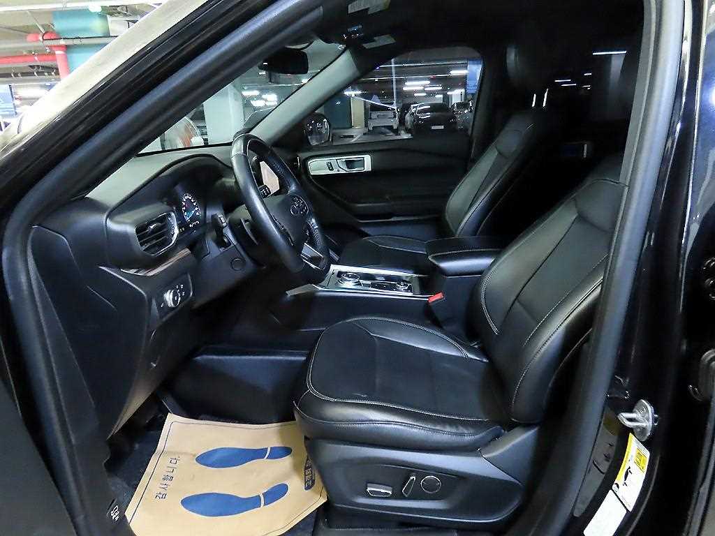 Ford Explorer - Vista 6