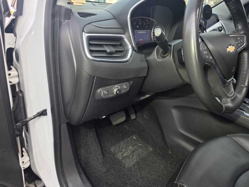 Chevrolet Equinox - Vista 8