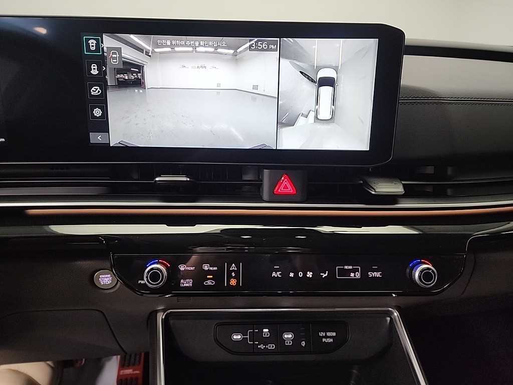 KIA Carnival - Vista 10