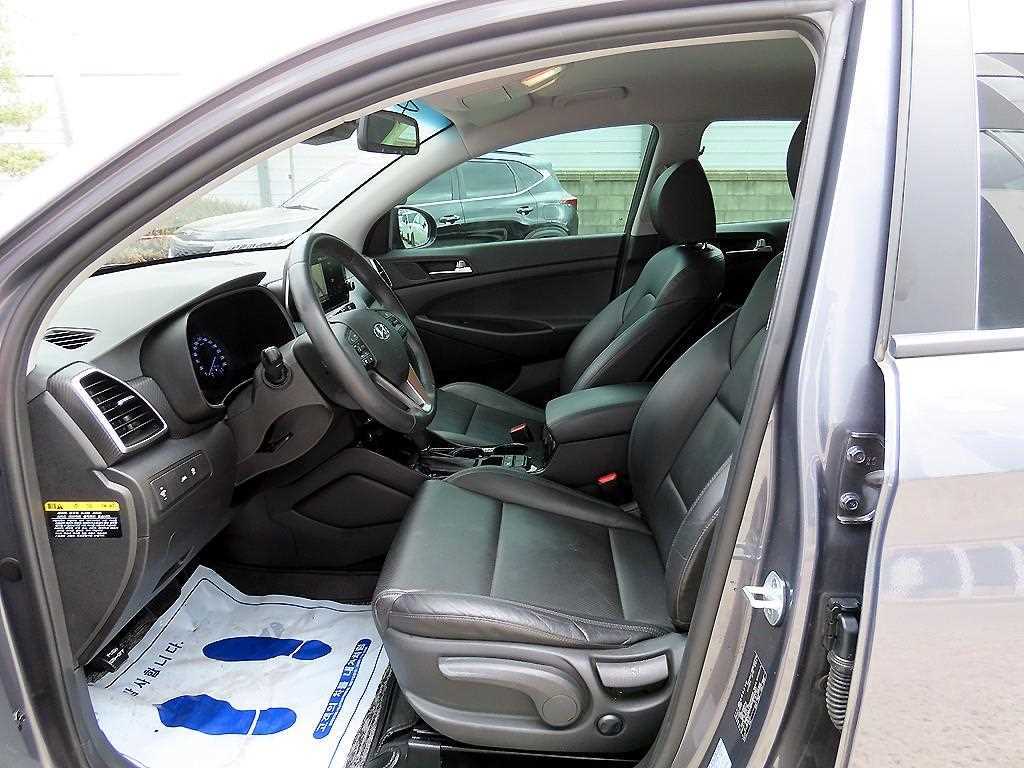 HYUNDAI Tucson - Vista 5