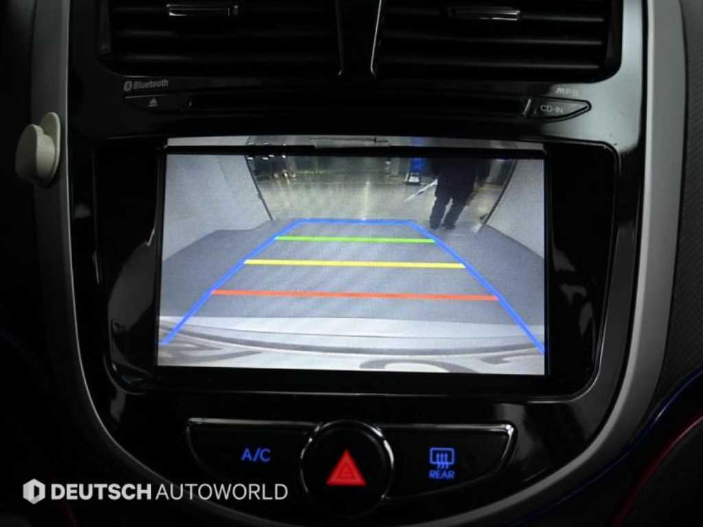 HYUNDAI Accent 2014 Plateado - Importación desde Corea - HF Imports Iquique - Foto 15