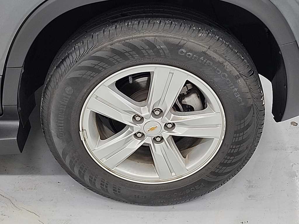 Chevrolet Trax 2018 Gris - Importación desde Corea - HF Imports Iquique - Foto 20