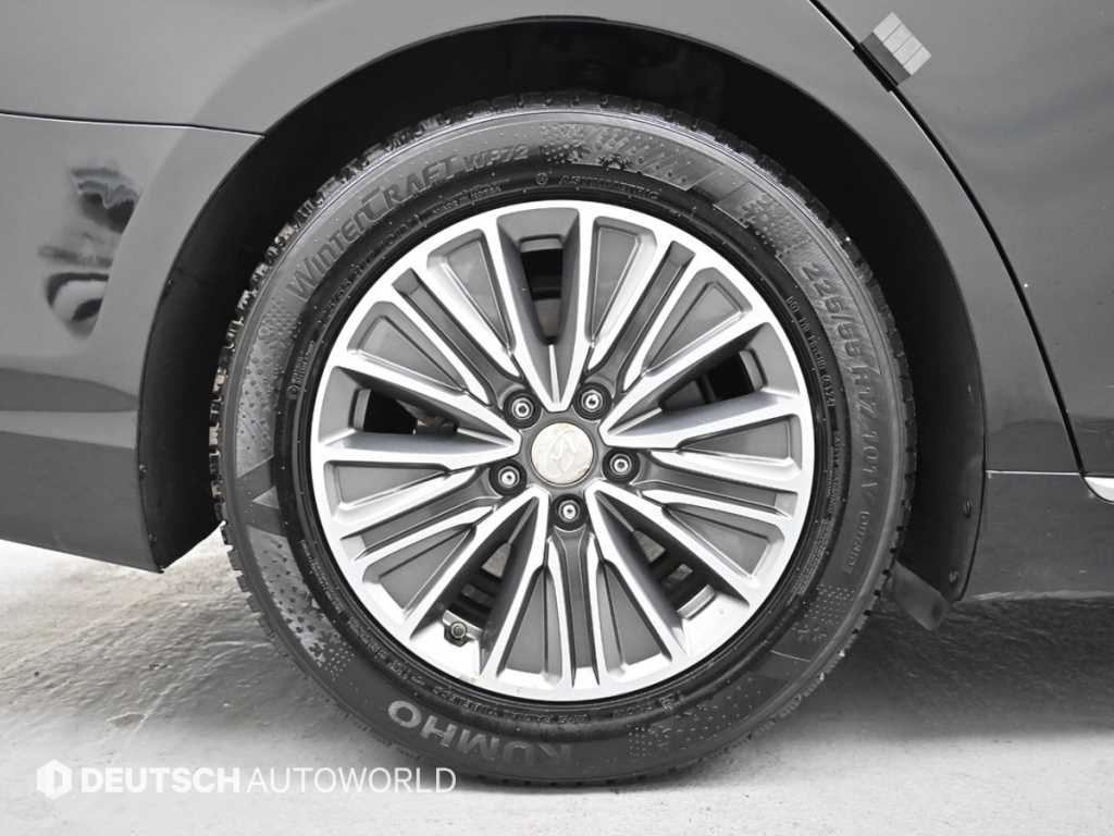 HYUNDAI Grandeur - Vista 5