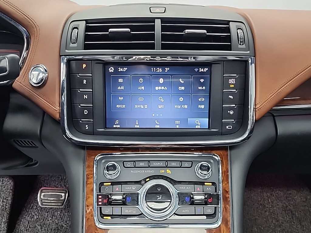 Lincoln Continental - Vista 10