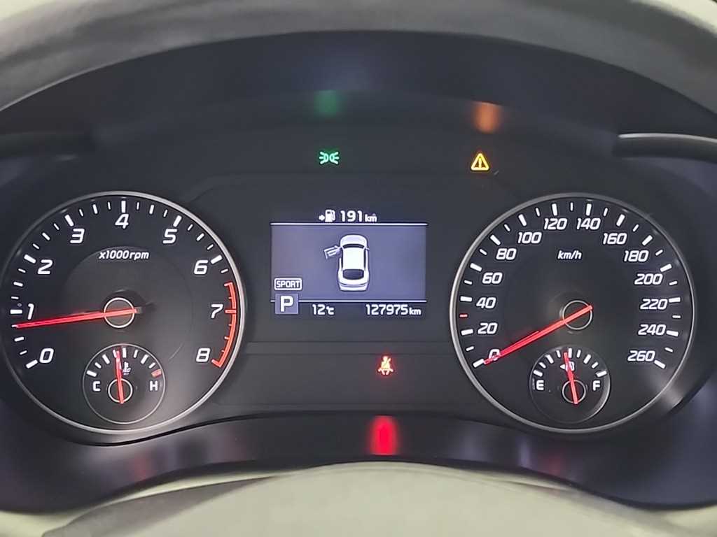 KIA Stinger - Vista 6