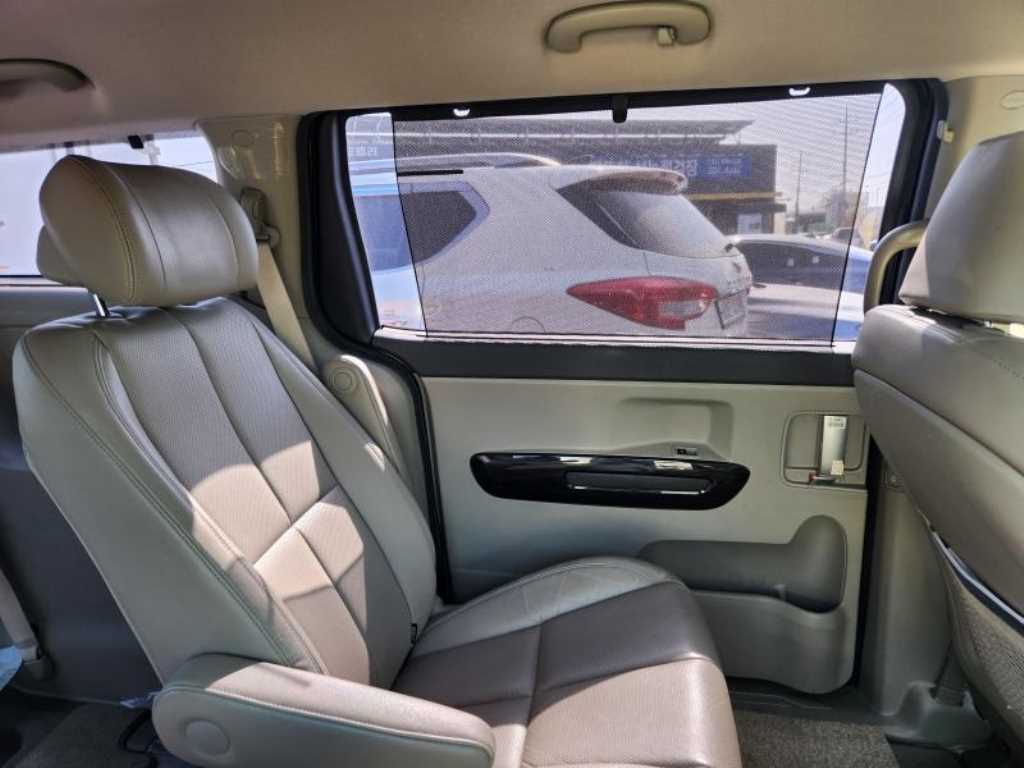 KIA Carnival 2018 Negro - Importación desde Corea - HF Imports Iquique - Foto 15