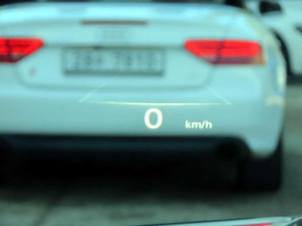 Genesis GV80 - Vista 8