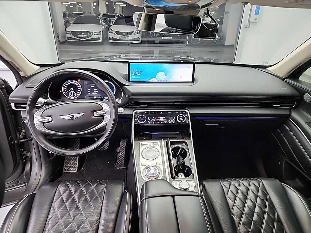 Genesis GV80 - Vista 7