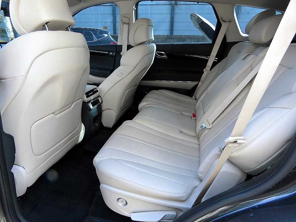 Genesis GV80 - Vista 6