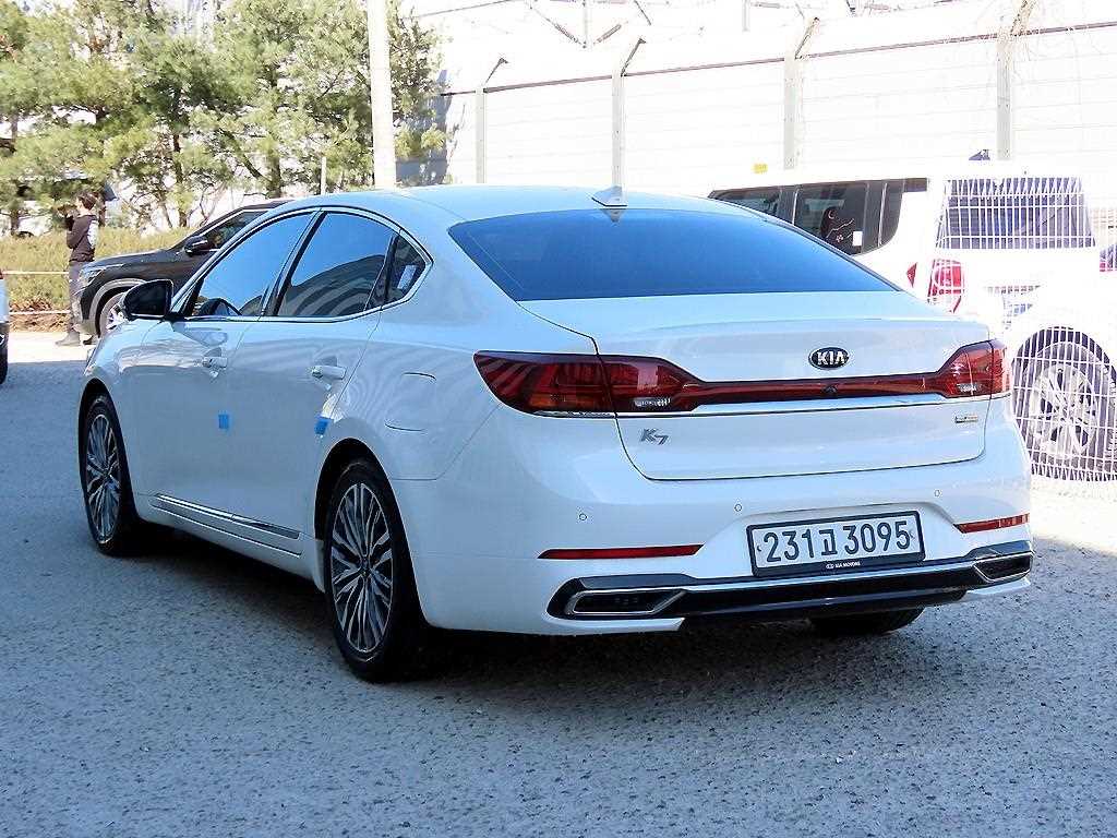 KIA K7 - Vista 3