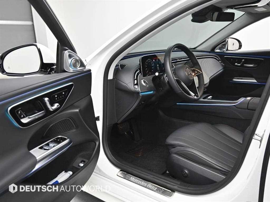 Mercedes Benz E class - Vista 11