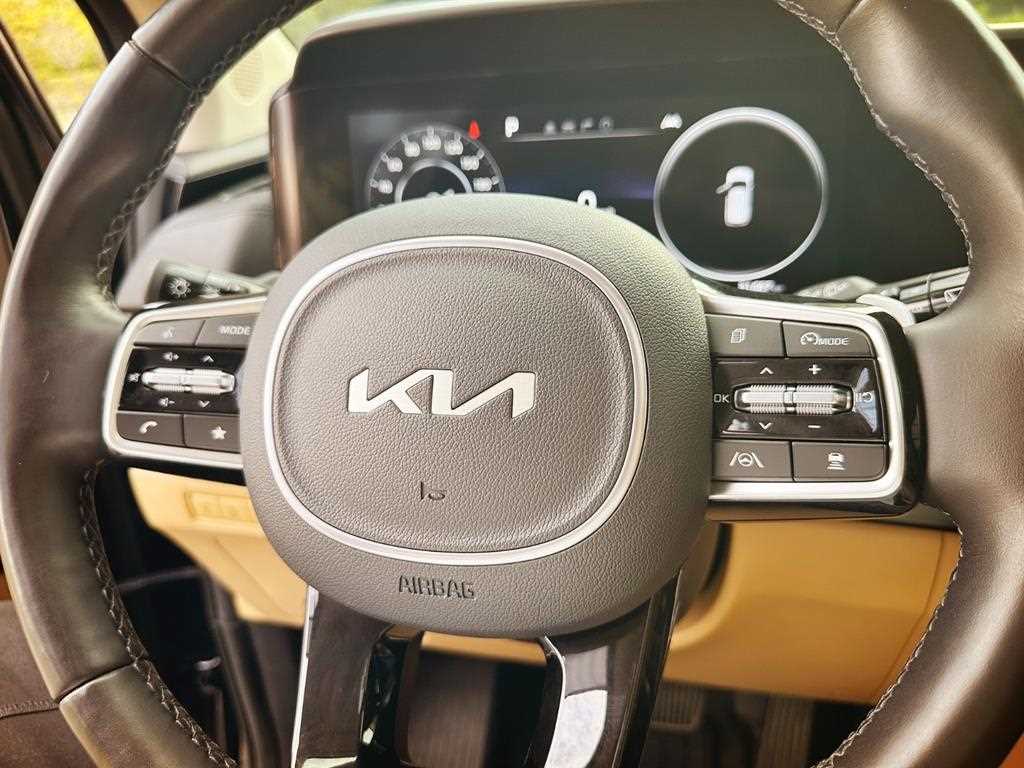 KIA Carnival 2023 Negro - Importación desde Corea - HF Imports Iquique - Foto 16