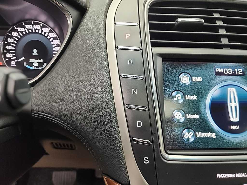 Lincoln MKX - Vista 8