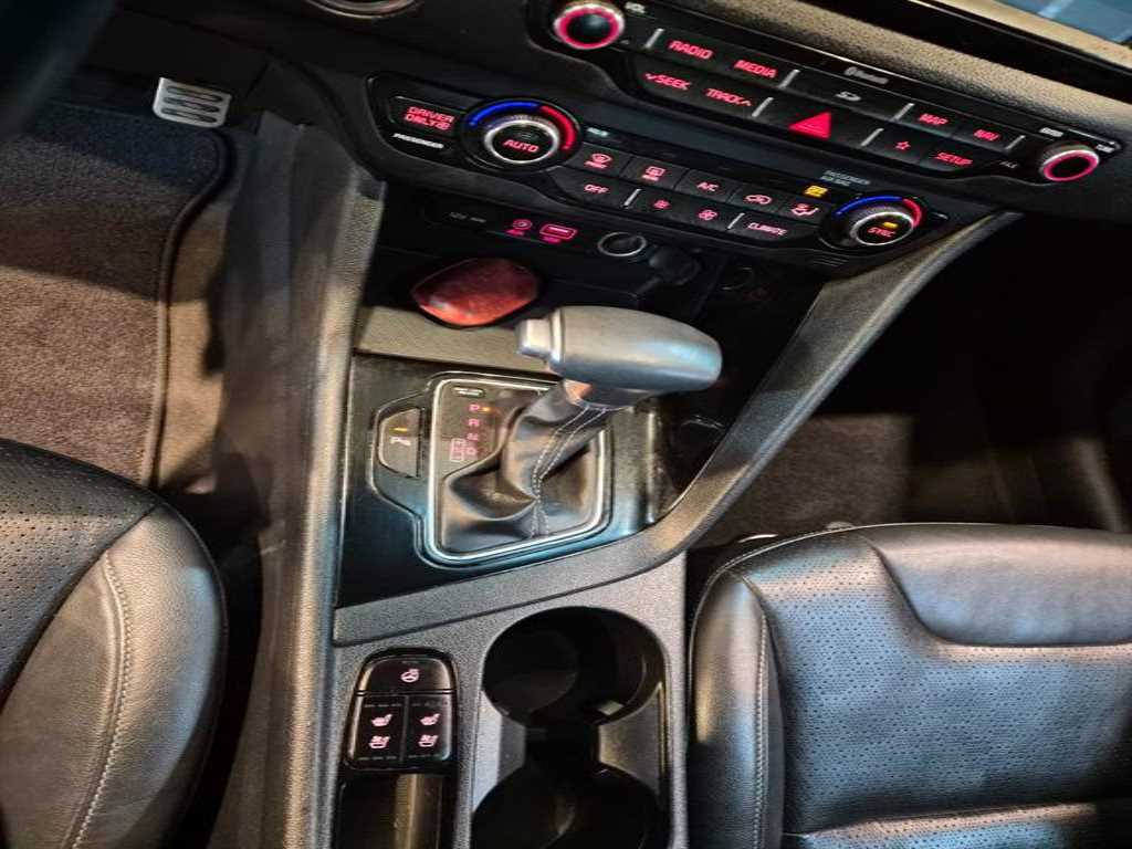 KIA Niro 2018 Blanco - Importación desde Corea - HF Imports Iquique - Foto 15