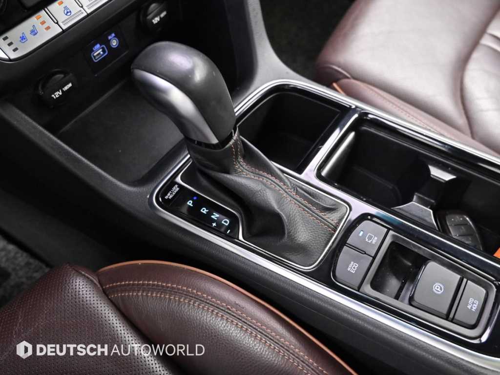 HYUNDAI Sonata - Vista 9